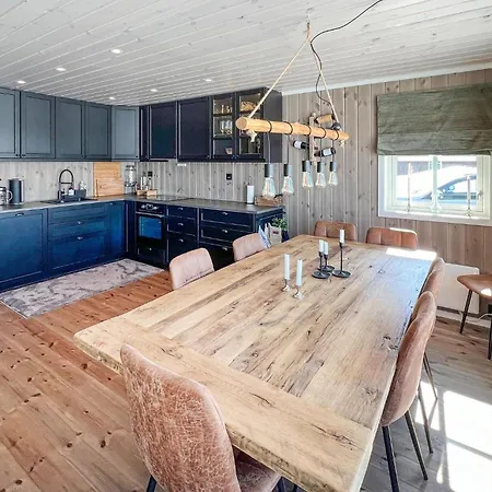3 Bedroom Nice In Tisleidalen